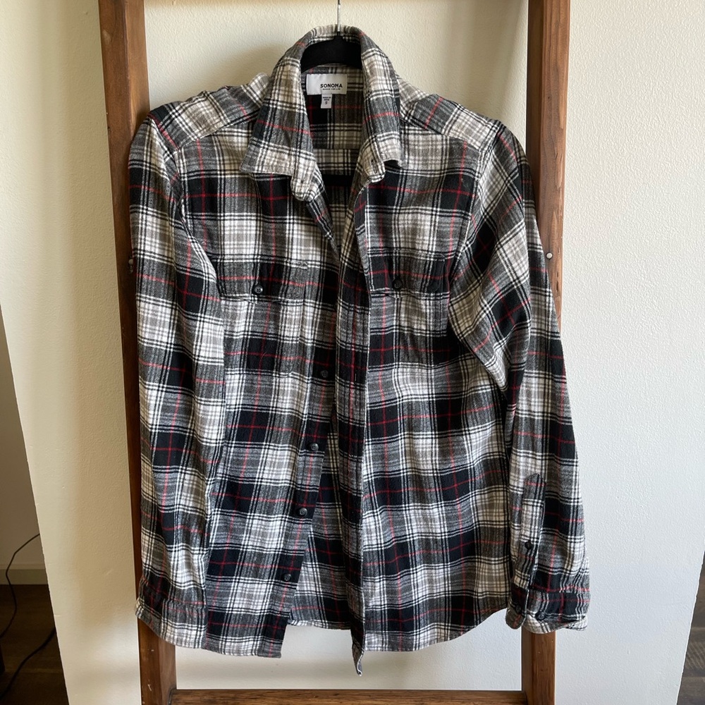 Unisex Plaid Button-Up Flannel in Red, Black + White